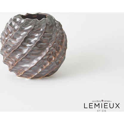Cadoret Vase by Global Views. Made from ceramic in a unique style.