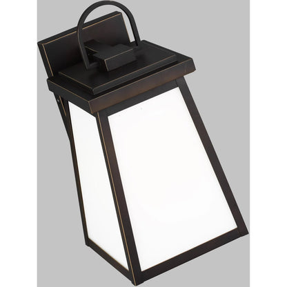 Founders Medium One Light Outdoor Wall Lantern by Visual Comfort & Co.. Made from aluminum in a cottage & farmhouse style.