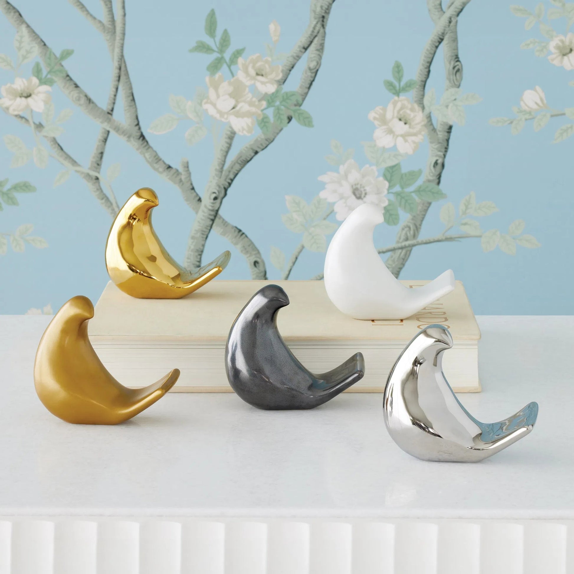 Les Animaux, Moineau by Global Views. Made from ceramic in a modern style.