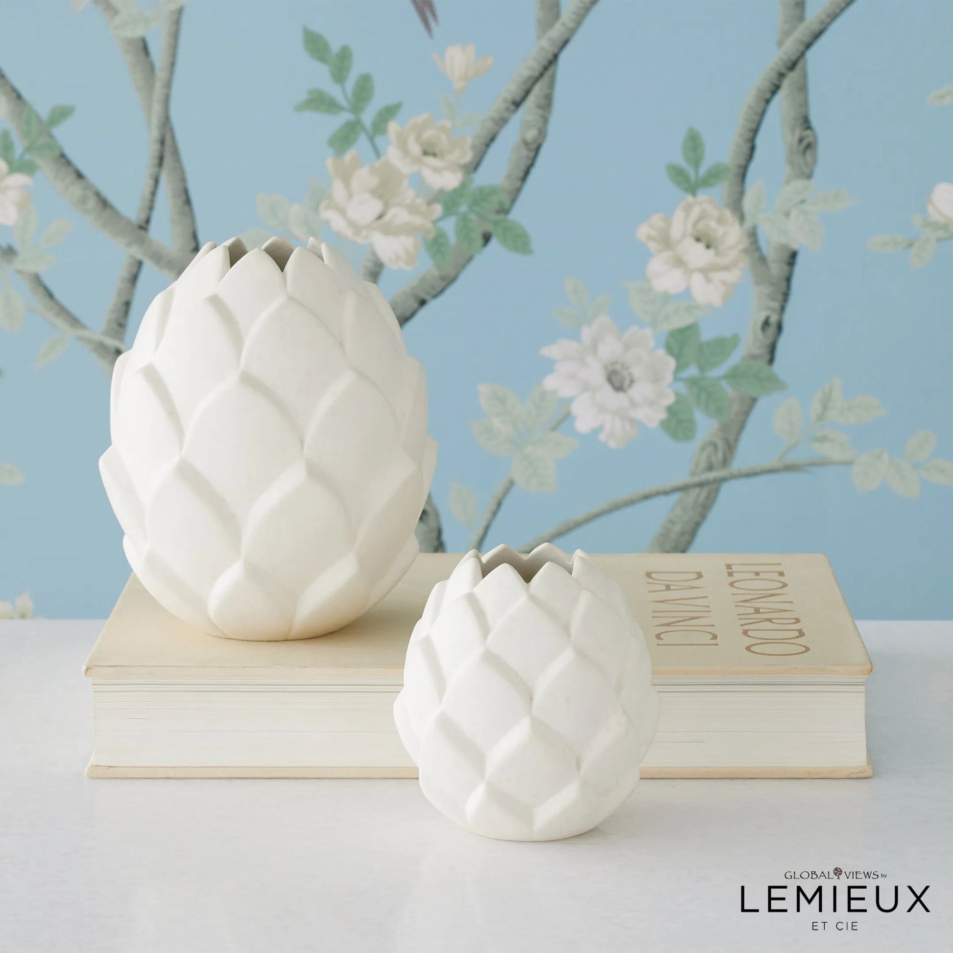 Artichaut Vase by Global Views in white. Made from unique in a modern style.