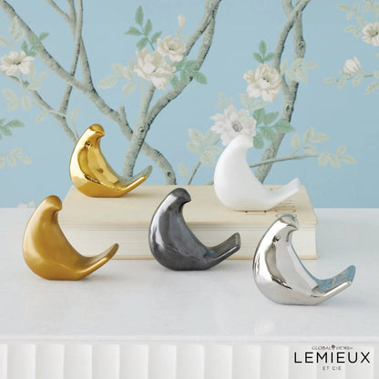 Les Animaux, Moineau by Global Views. Made from ceramic in a modern style.