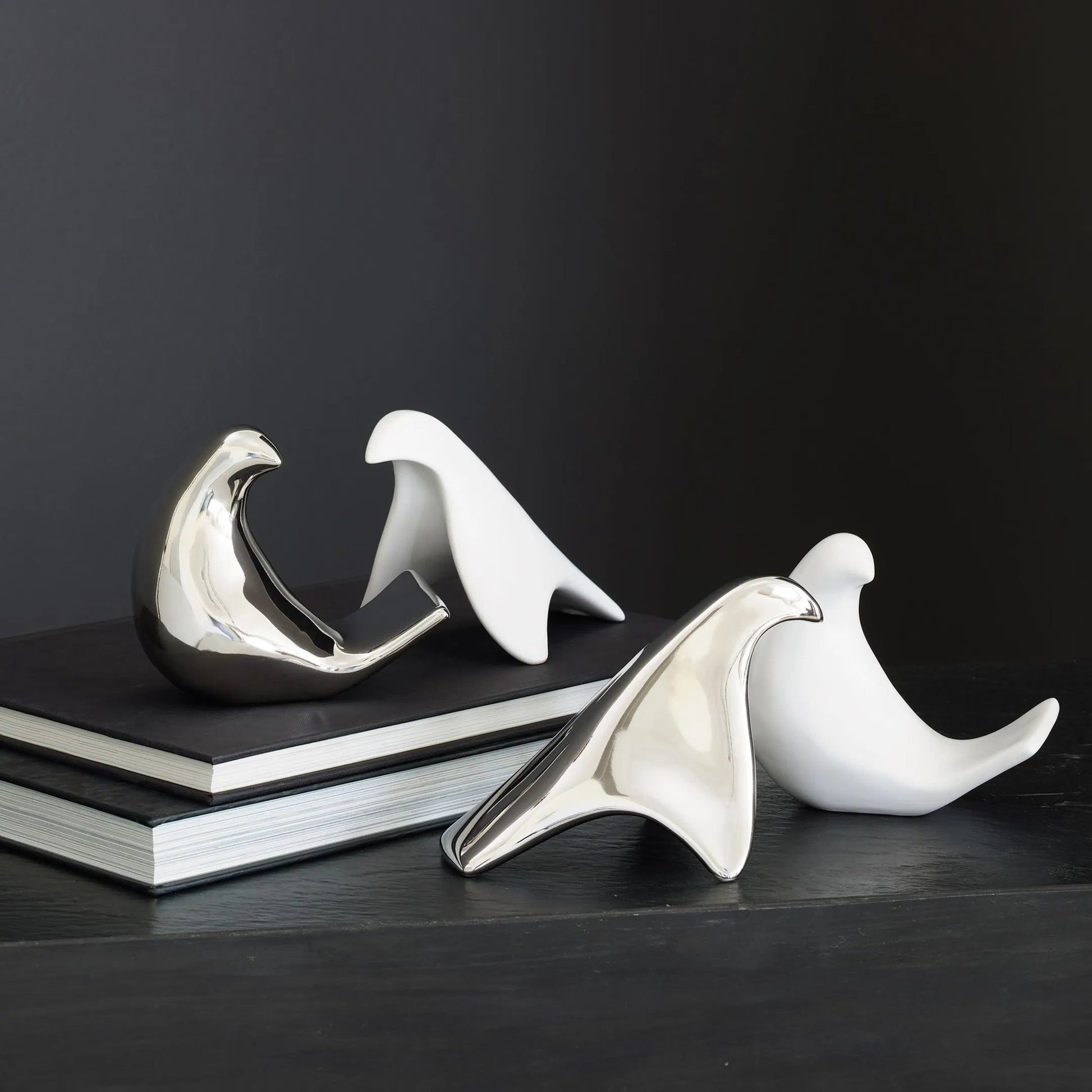 Les Animaux, Moineau by Global Views. Made from ceramic in a modern style.