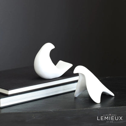 Les Animaux, Colombe by Global Views. Made from ceramic in a unique style.