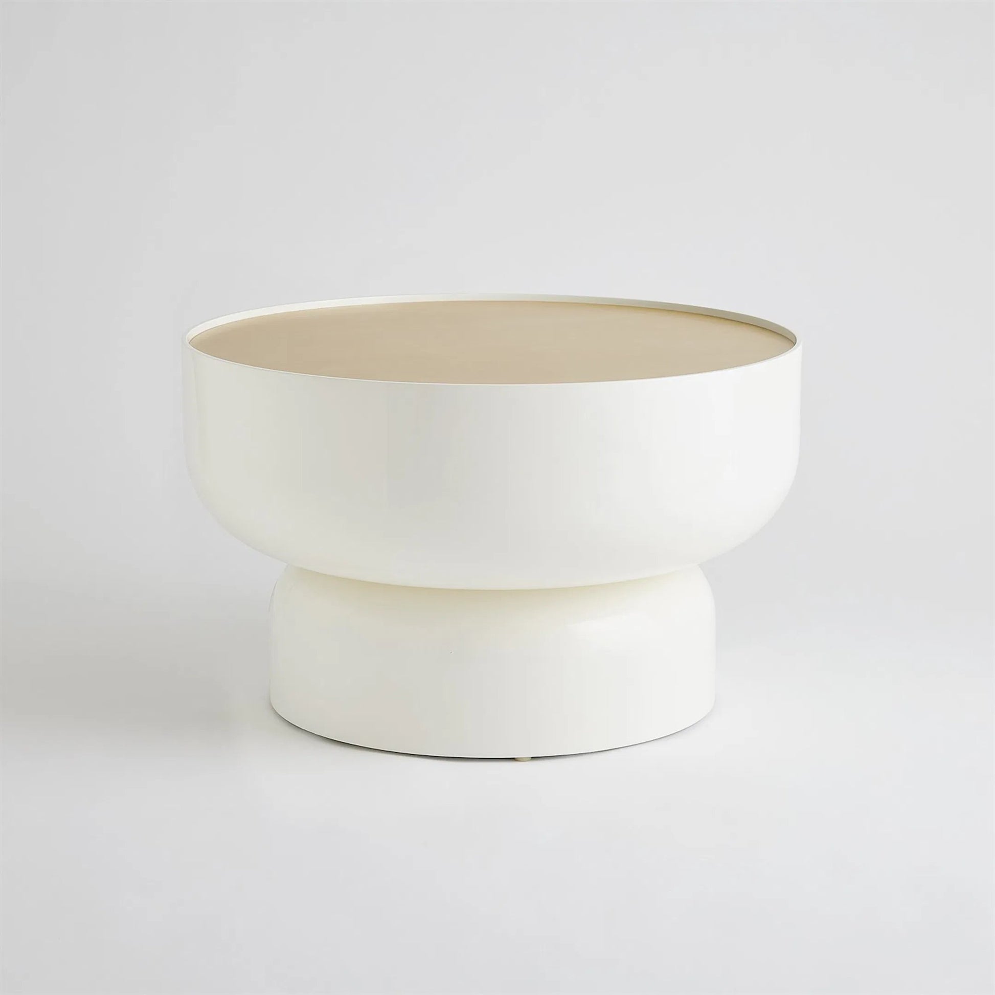 Three Kings Side Table by Global Views in gold, white, off-white and white lacquer. Made from unique in a transitional style.