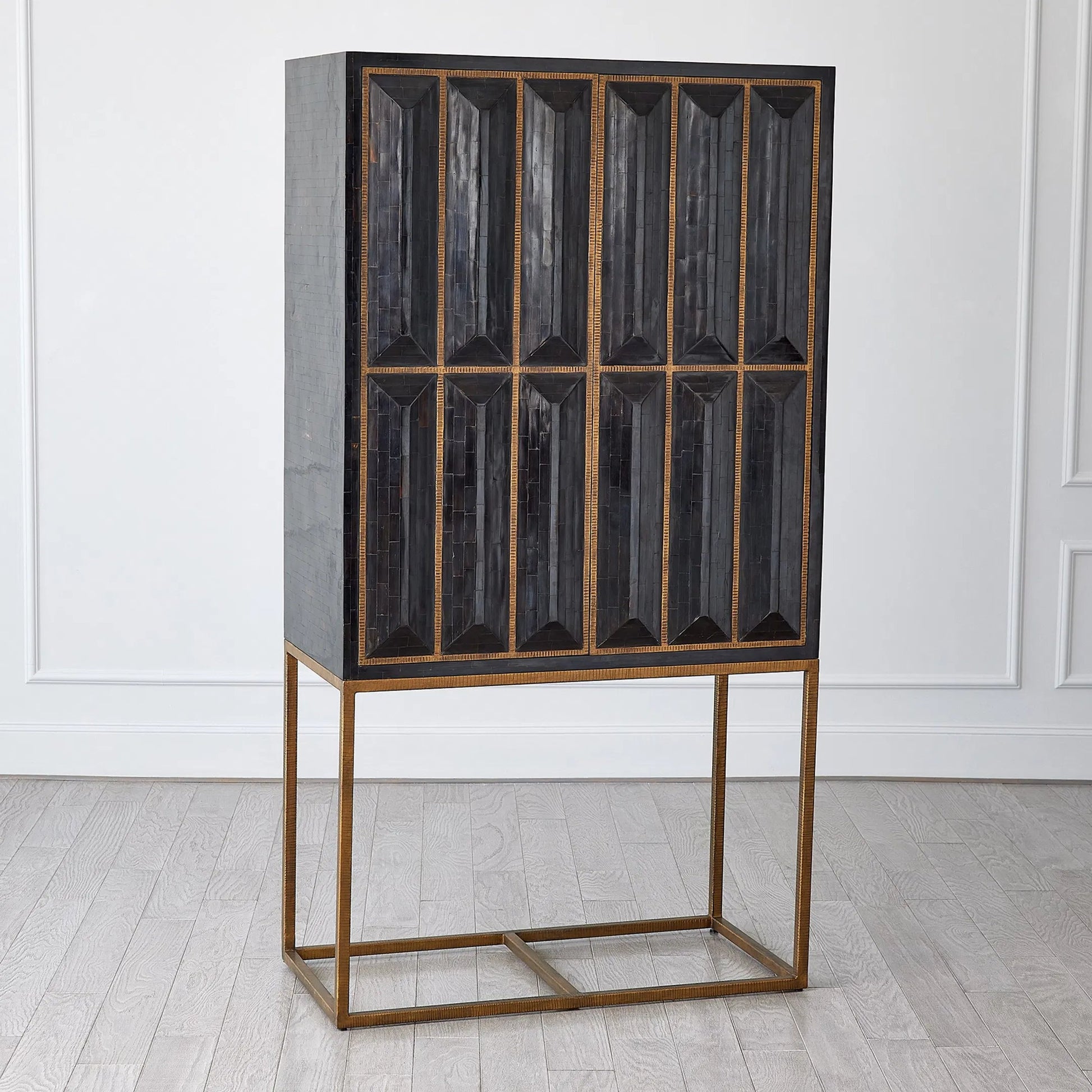 Horn Inlay Bar Cabinet by Global Views in black, antique brass. Made from mdf, buffalo horn cladded, iron, 10mm thick tempered glass, marble in a modern style.