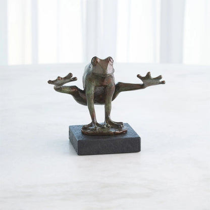 Leap Frog by Global Views in marble. Made from unique in a modern style.