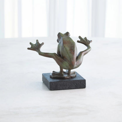 Leap Frog by Global Views in marble. Made from unique in a modern style.