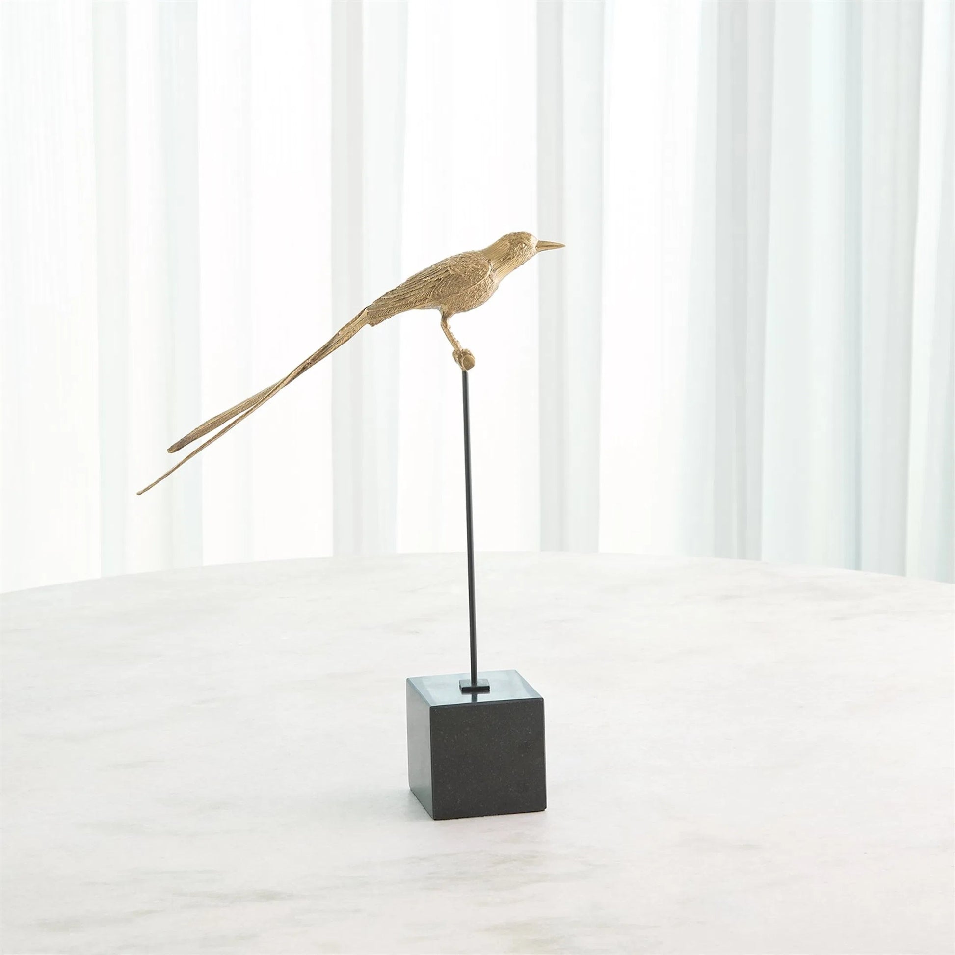 Perched Swallow by Global Views in black and marble. Made from unique in a modern style.