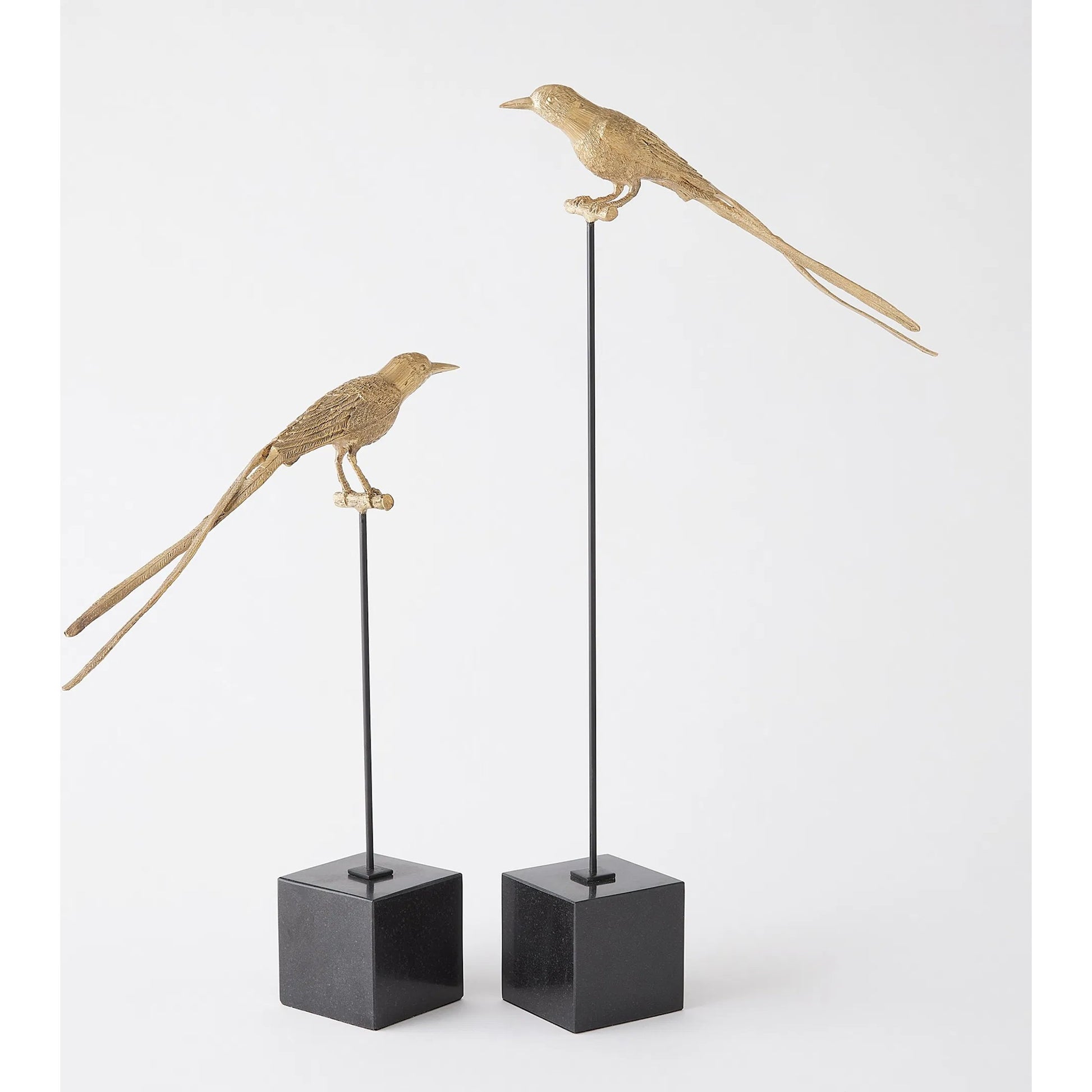 Perched Swallow by Global Views in black and marble. Made from unique in a modern style.