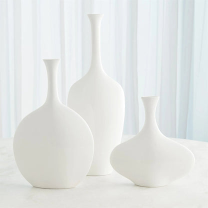 Silhouette Vase by Global Views. Made from ceramic in a modern style.