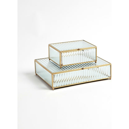 Reeded Glass Box by Global Views in clear. Made from copper, glass in a transitional style.