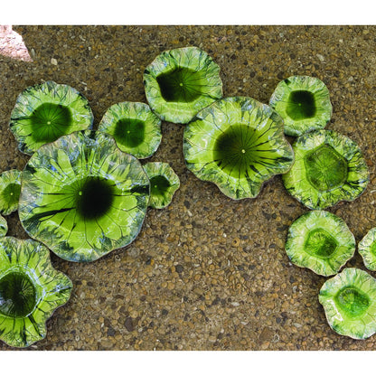 Free for Lily Plate by Global Views. Made from ceramic in a coastal style.