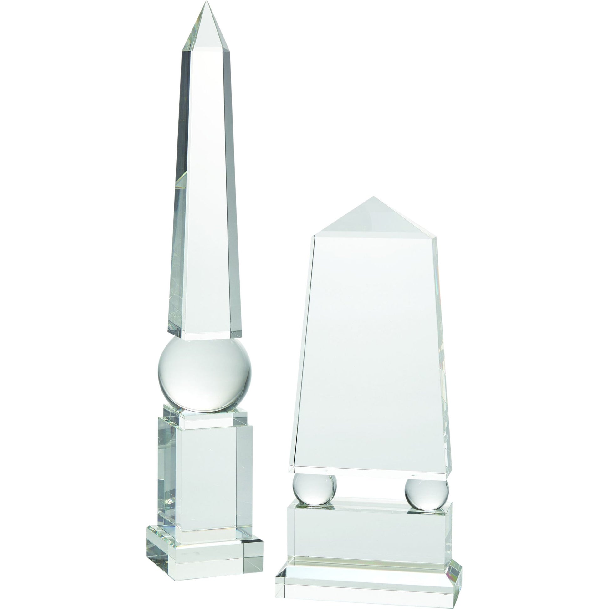 Crystal Obelisk by Global Views. Made from crystal in a modern style.
