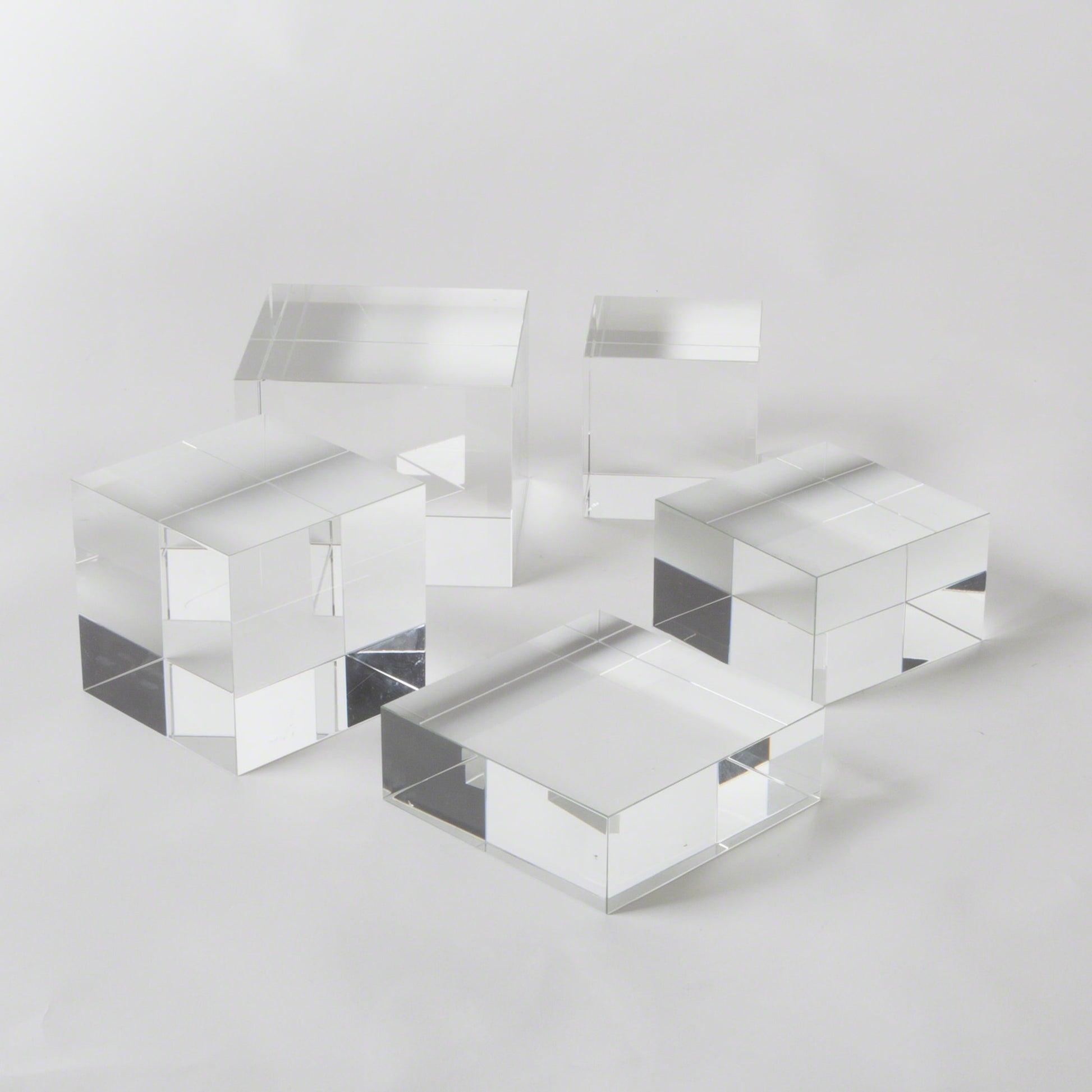 Crystal Cube Riser by Global Views. Made from crystal in a modern style.