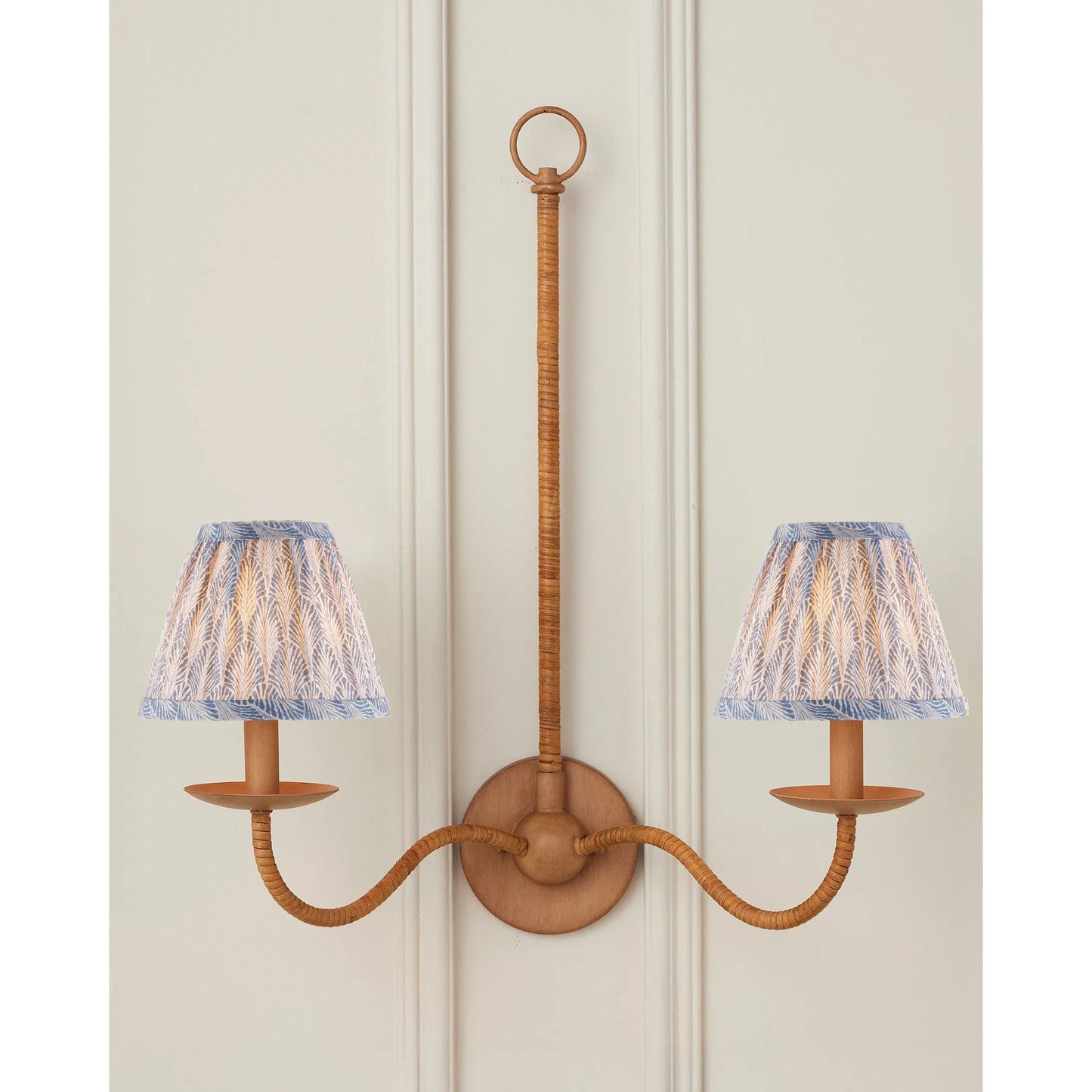 013 SI-2542677 | Lifestyle | Plume Tapered Chandelier Shade by Currey and Company. Made from cotton in a cottage & farmhouse style.