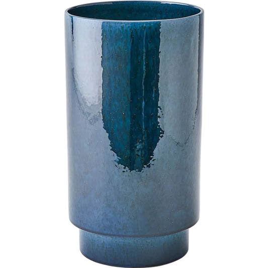 Rolo Vase by Global Views. Made from ceramic in a eclectic & global style.