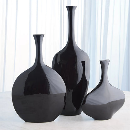 Silhouette Vase by Global Views. Made from ceramic in a modern style.