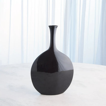 Silhouette Vase by Global Views. Made from ceramic in a modern style.