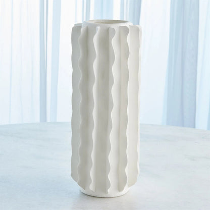 Frilled Bowl by Global Views in white and matte white. Made from unique in a modern style.