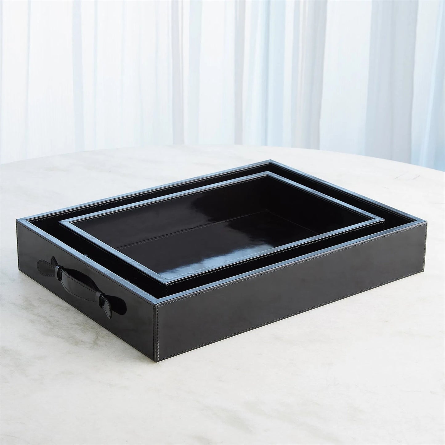 005 SI-2324016,SI-2324017 | Lifestyle | Noir Tray by Global Views in black and black. Made from unique in a traditional style.