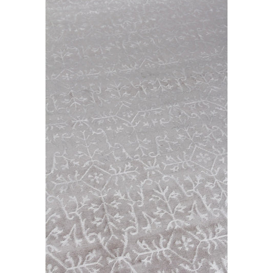 Super Tibetan 9162 Rug by Exquisite Rugs in ivory. Made from wool, bamboo silk in a unique style.