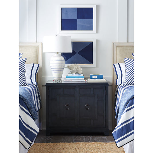 Collins Bachelors Chest by Lexington. Made from unique in a transitional style.