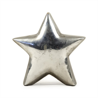 Distressed Metallic Star by Zentique in distressed metallic silver and stoneware. Made from stoneware in a modern style.