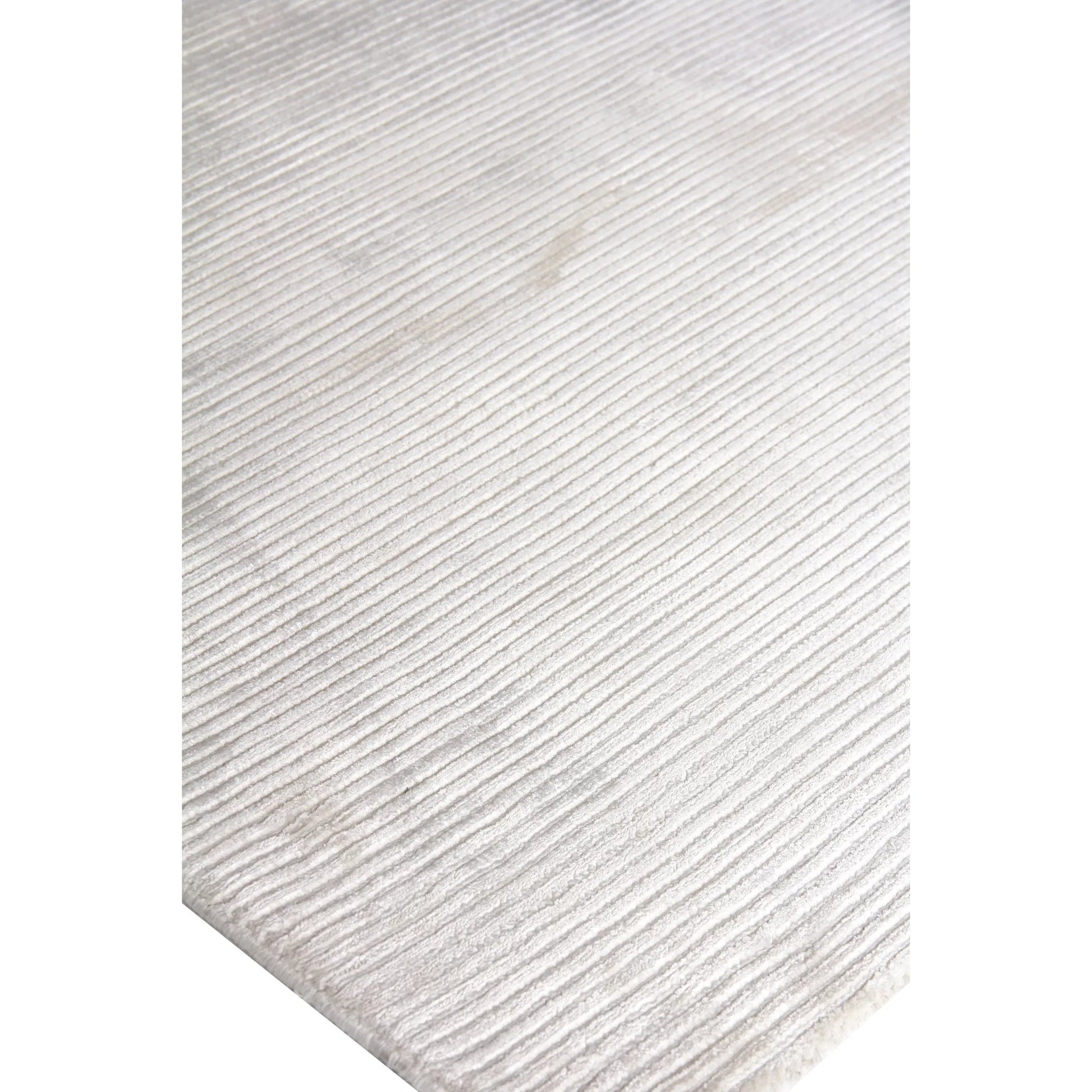 Dove Rug by Exquisite Rugs. Made from viscose in a unique style.