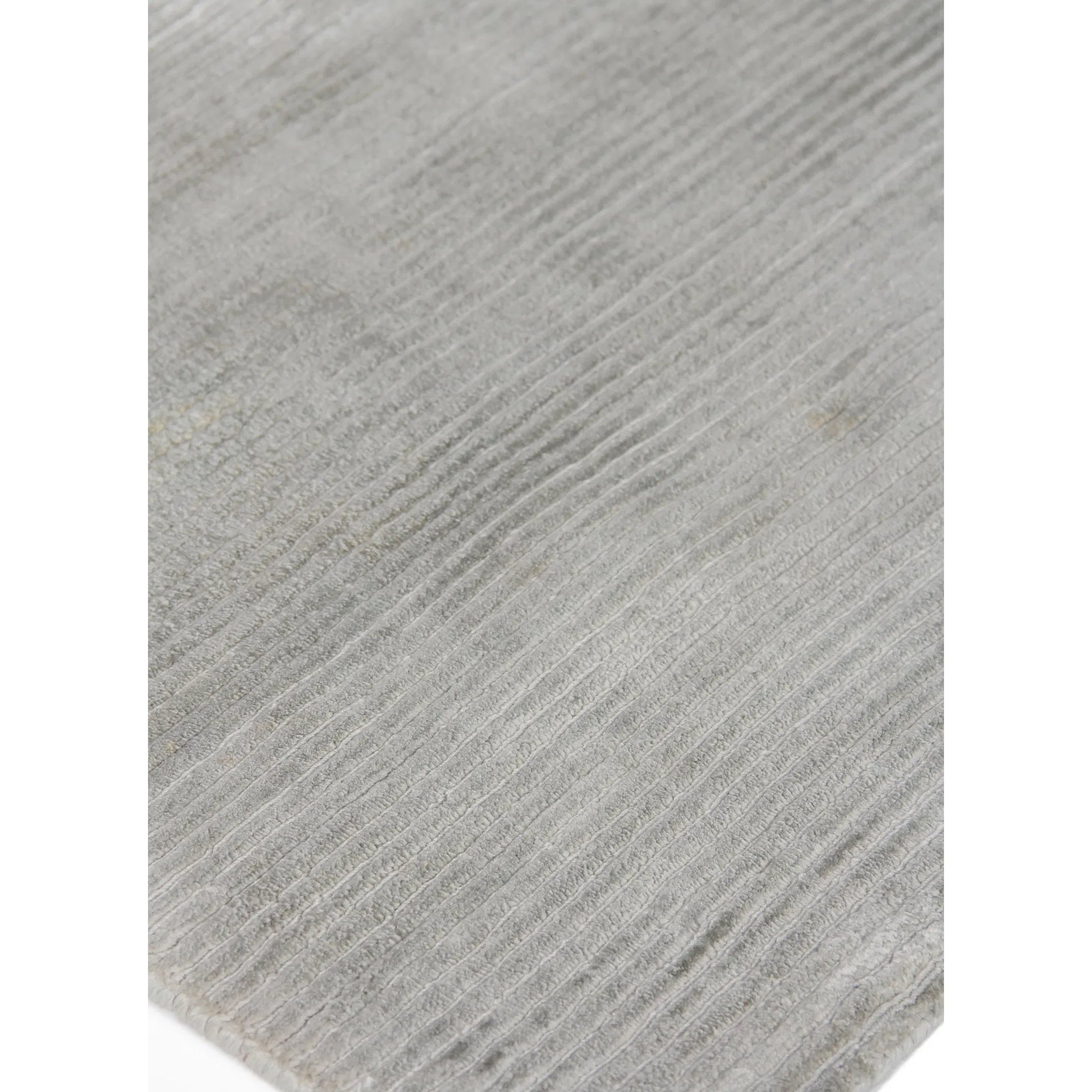 Dove Rug by Exquisite Rugs. Made from viscose in a unique style.