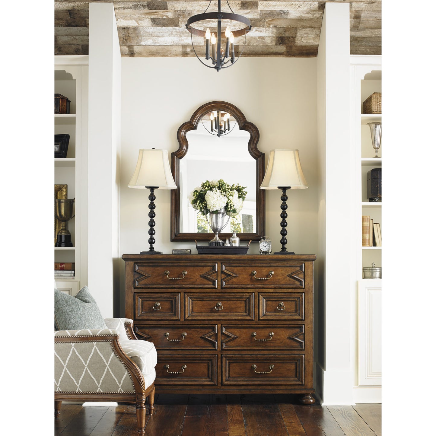 003 SR-835658 | Lifestyle | Saybrook Vertical Mirror by Lexington. Made from unique in a traditional style.