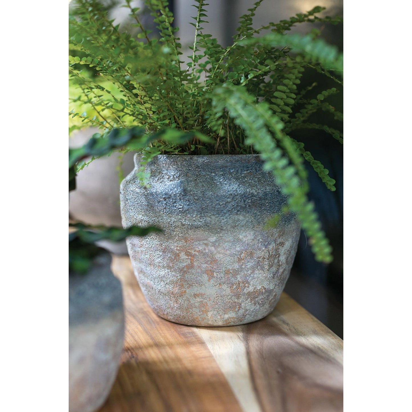 003 SI-2083640 | Lifestyle | Earthy Pot by Accent Decor in blue. Made from ceramic in a modern style.