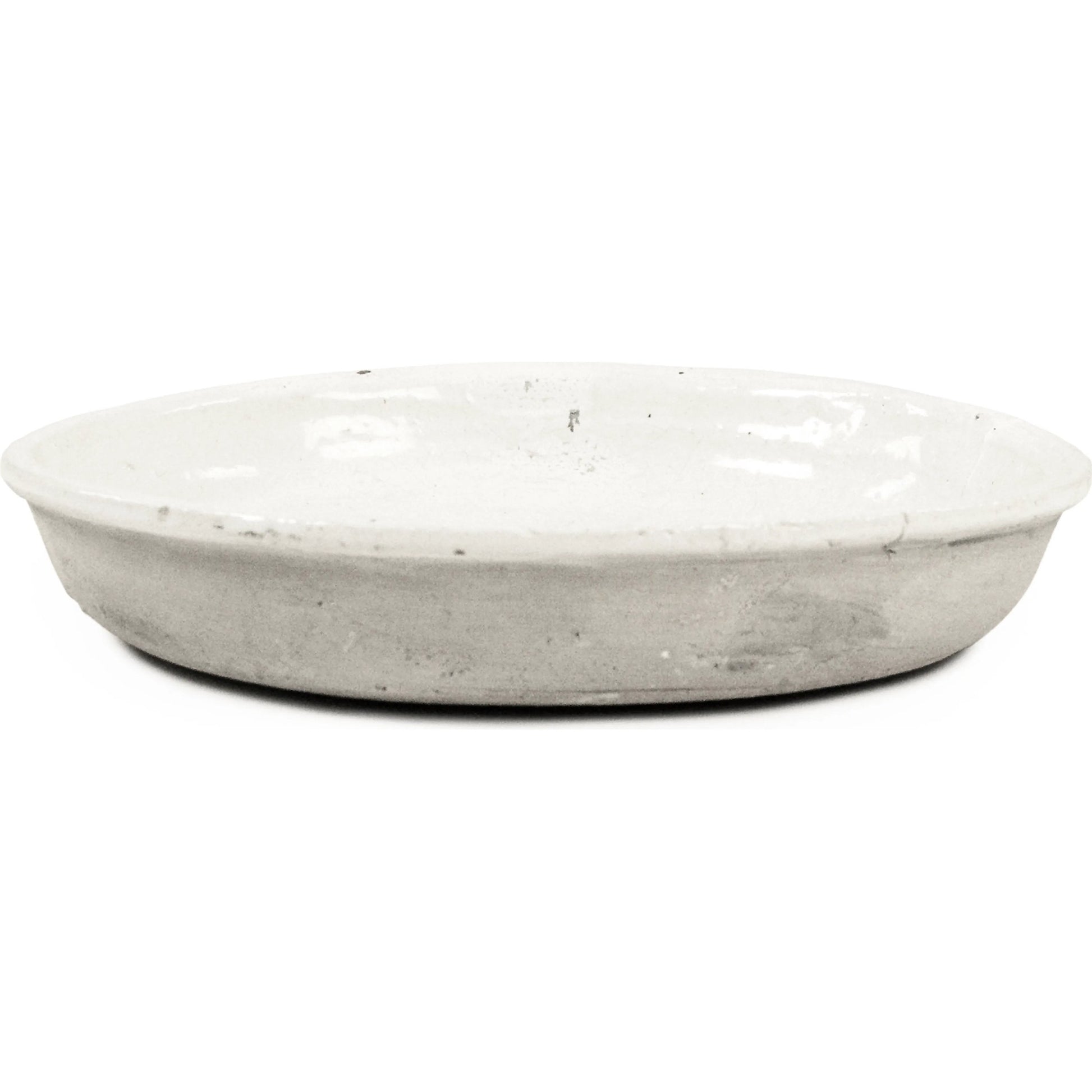 Distressed White Plate by Zentique in distressed white. Made from stoneware in a rustic style.
