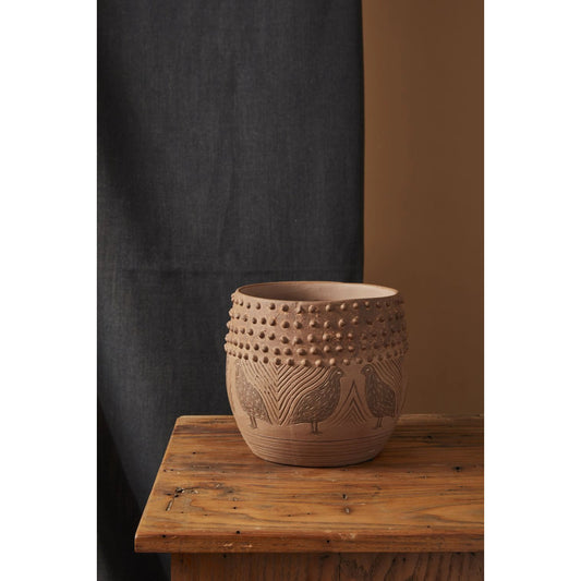 Mountain Quail Pot by Accent Decor in natural. Made from ceramic in a modern style.