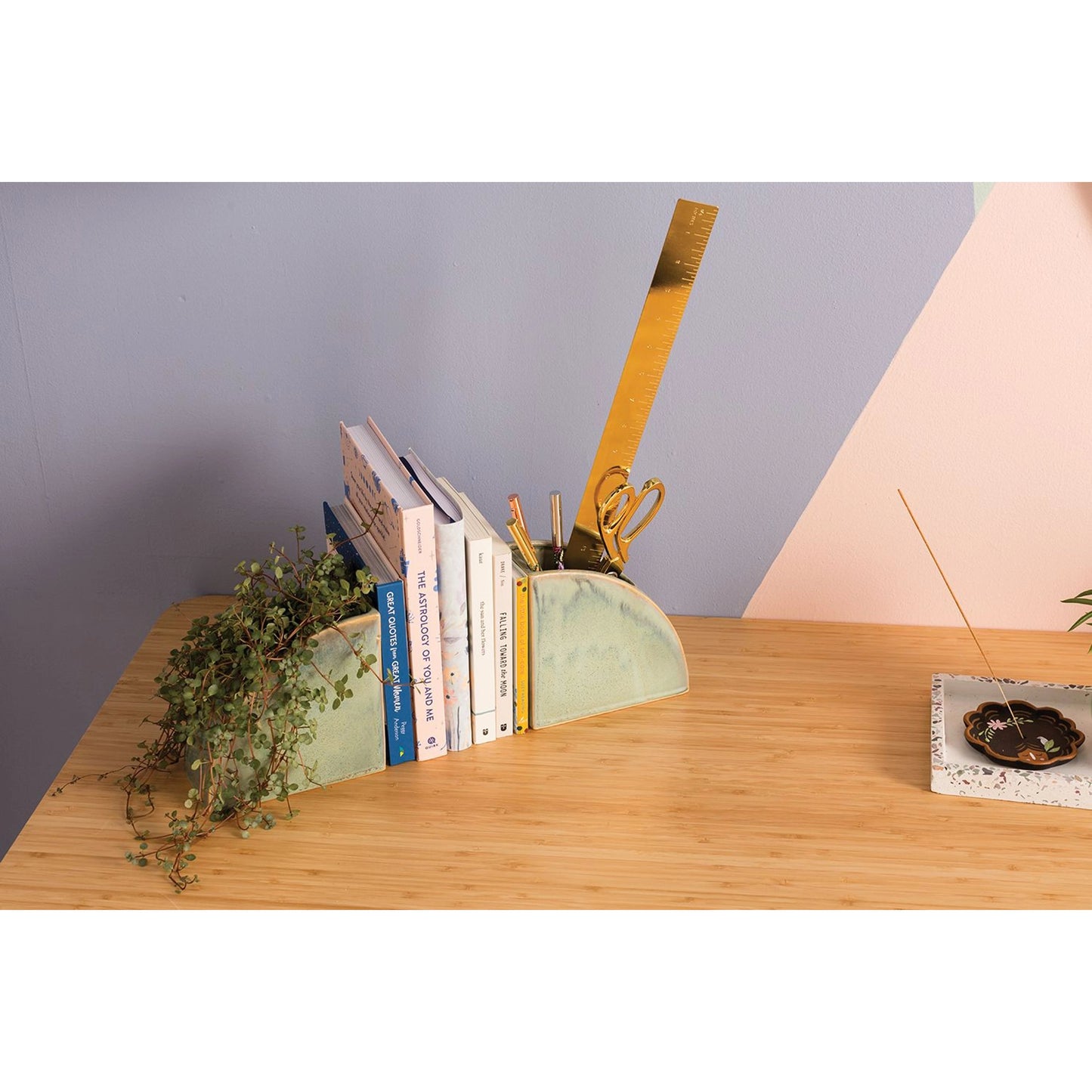 004 SI-2084415 | Lifestyle | Isle Bookends by Accent Decor in green. Made from ceramic in a modern style.