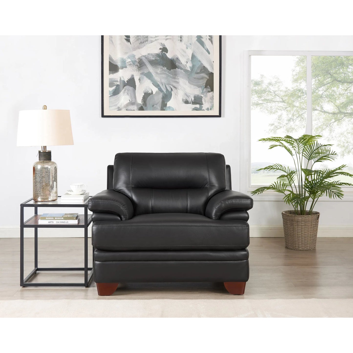 004 SI-2297539 | Lifestyle | Luxor Chair by Hydeline in black. Made from leather in a modern style.