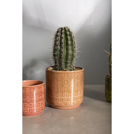 Pepe Pot by Accent Decor in pink. Made from ceramic in a modern style.