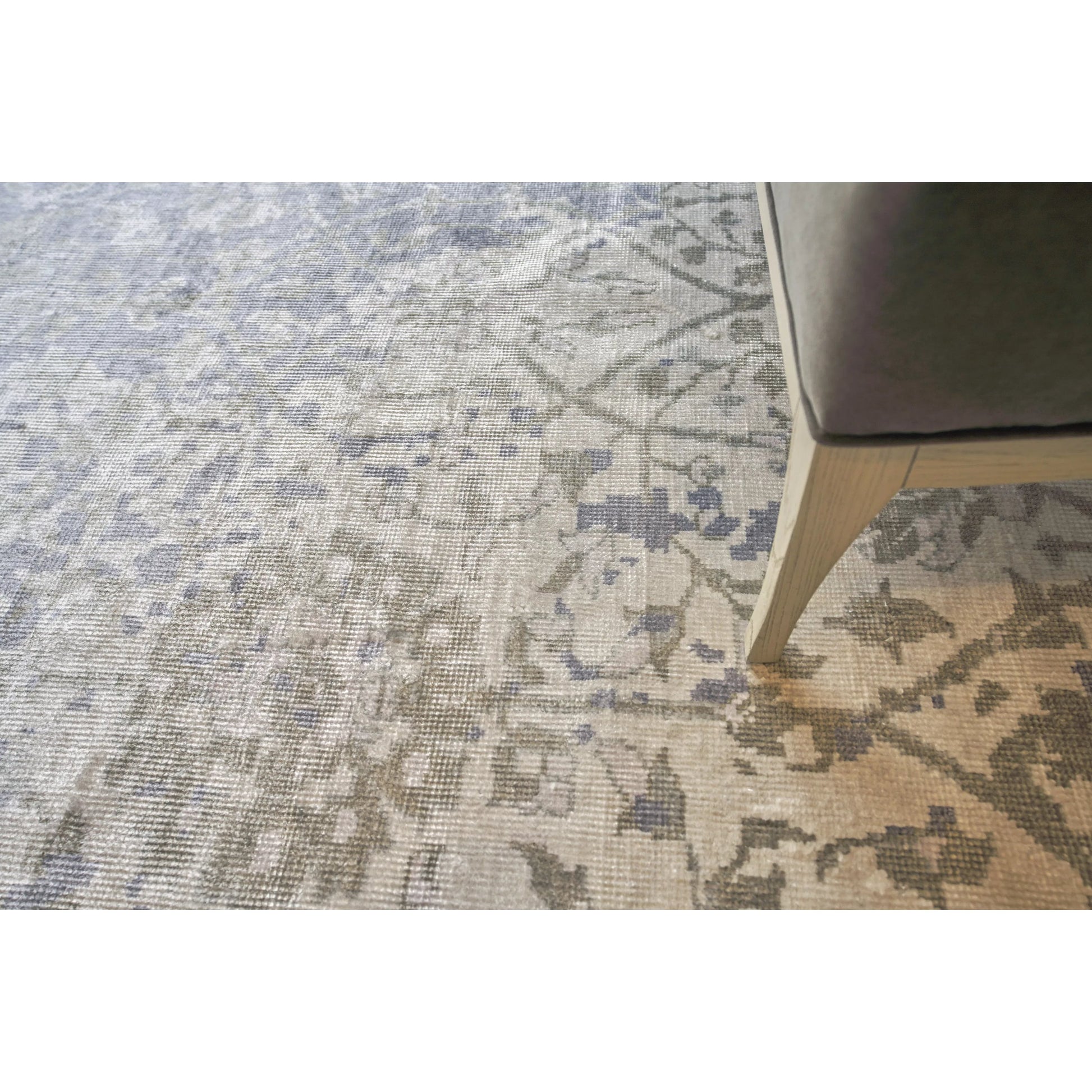 Antique Weave Bamboo Area Rug by Exquisite Rugs in silver. Made from bamboo silk in a unique style.