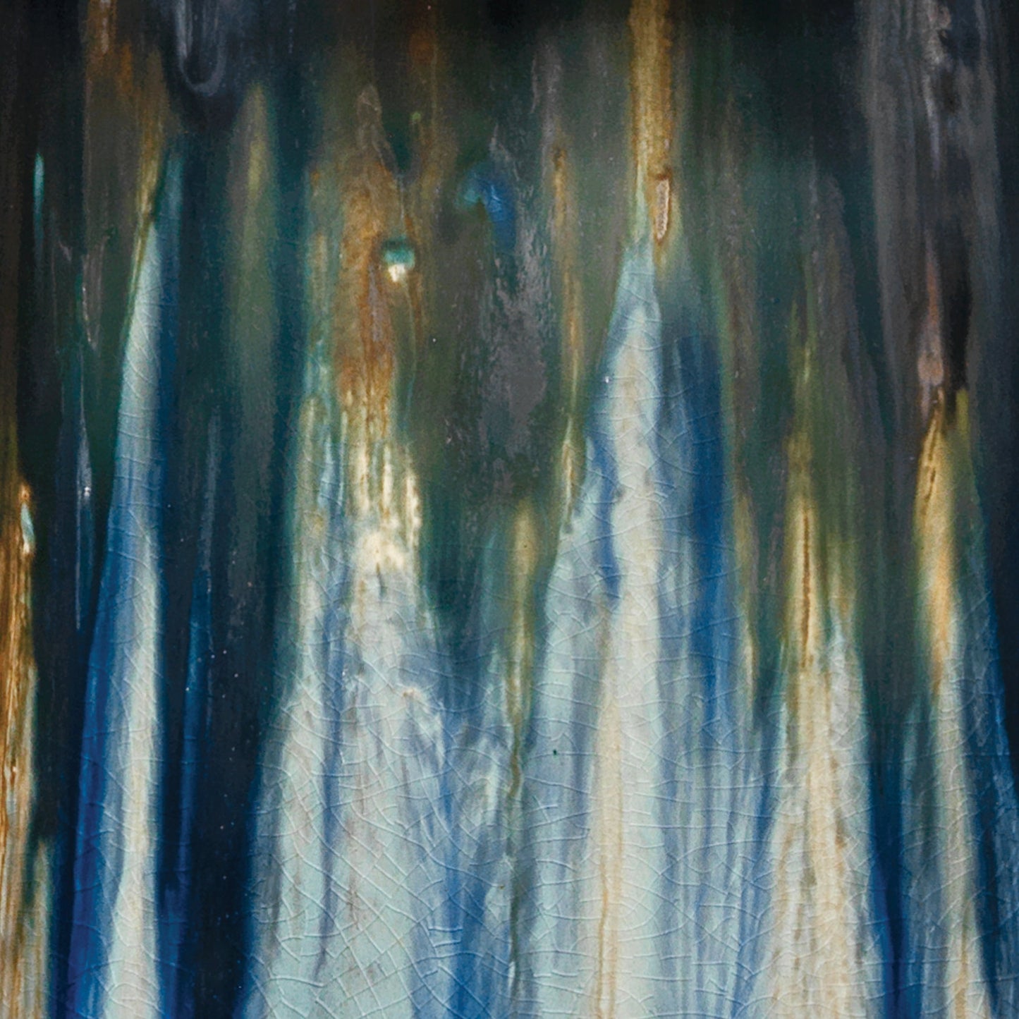 002 SR-867100 | Closeup | Brushstroke Table Lamp by Jamie Young in aqua, dark blue, metallic ombre reactive glaze. Made from ceramic in a transitional style.