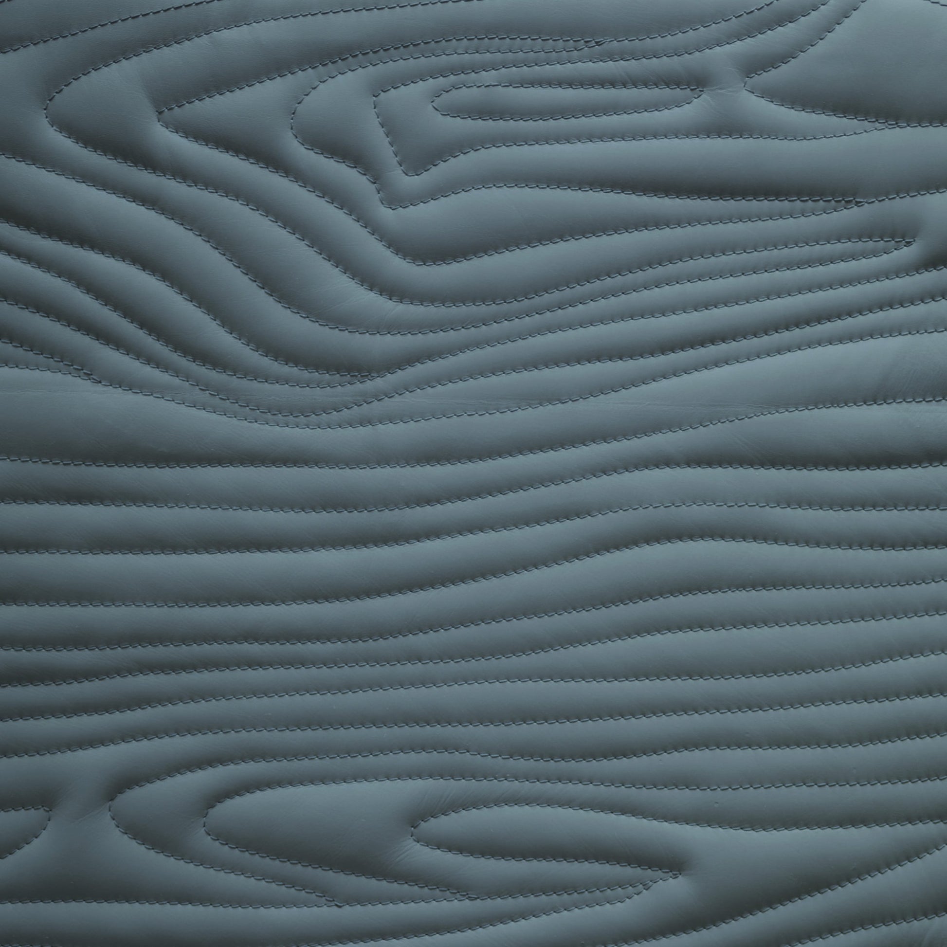 Faux Bois City Bench by Global Views in ebony lacquer, polished nickel. Made from beech in a modern style.