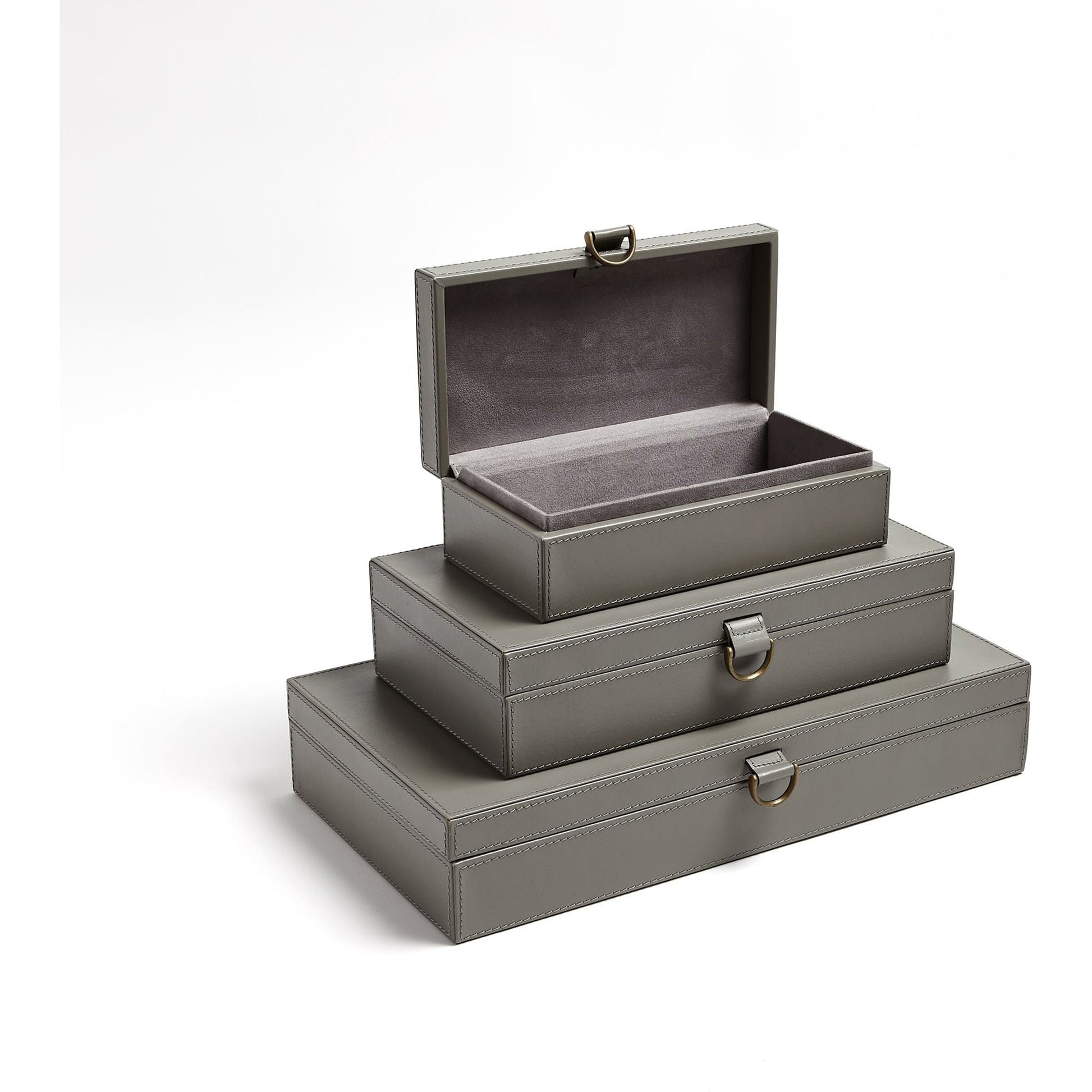 Marbled Leather D Ring Box by Global Views. Made from unique in a transitional style.