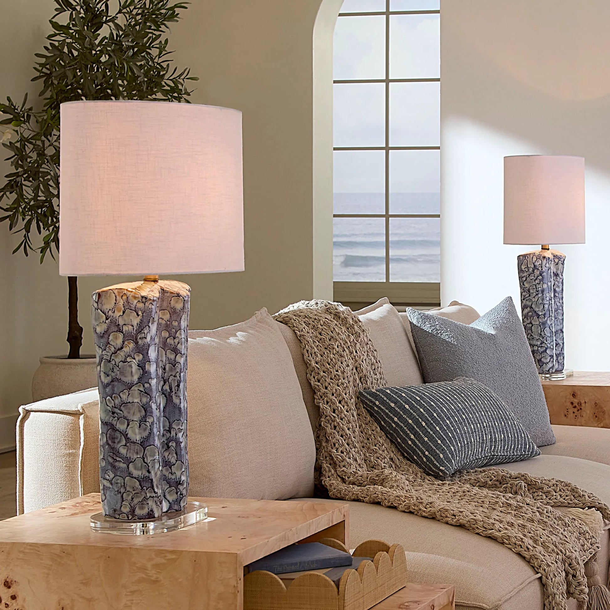 Flurry Table Lamp by Jamie Young in blue and reactive blue glaze. Made from ceramic, acrylic in a traditional style.