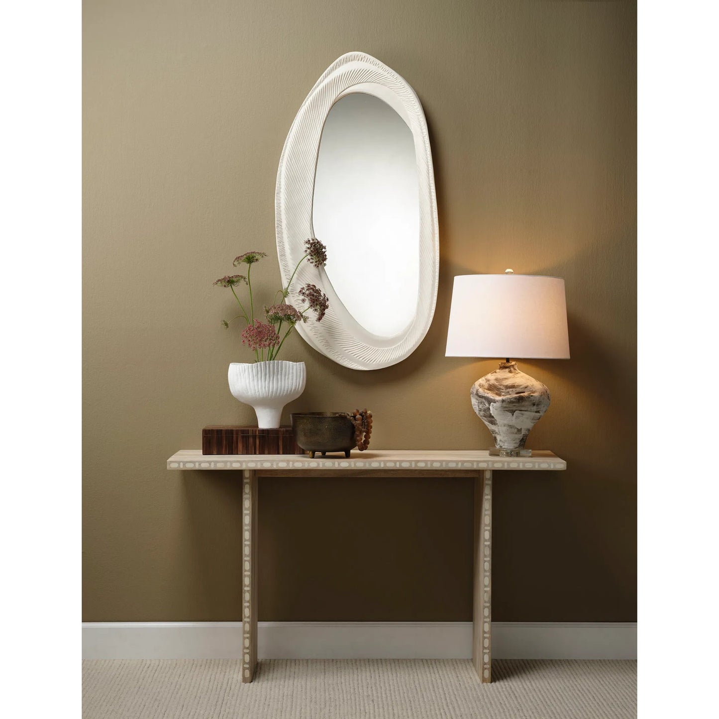003 SI-2249072 | Lifestyle | Maurice Table Lamp by Jamie Young in cream and matte cream with brown accents. Made from ceramic in a modern style.