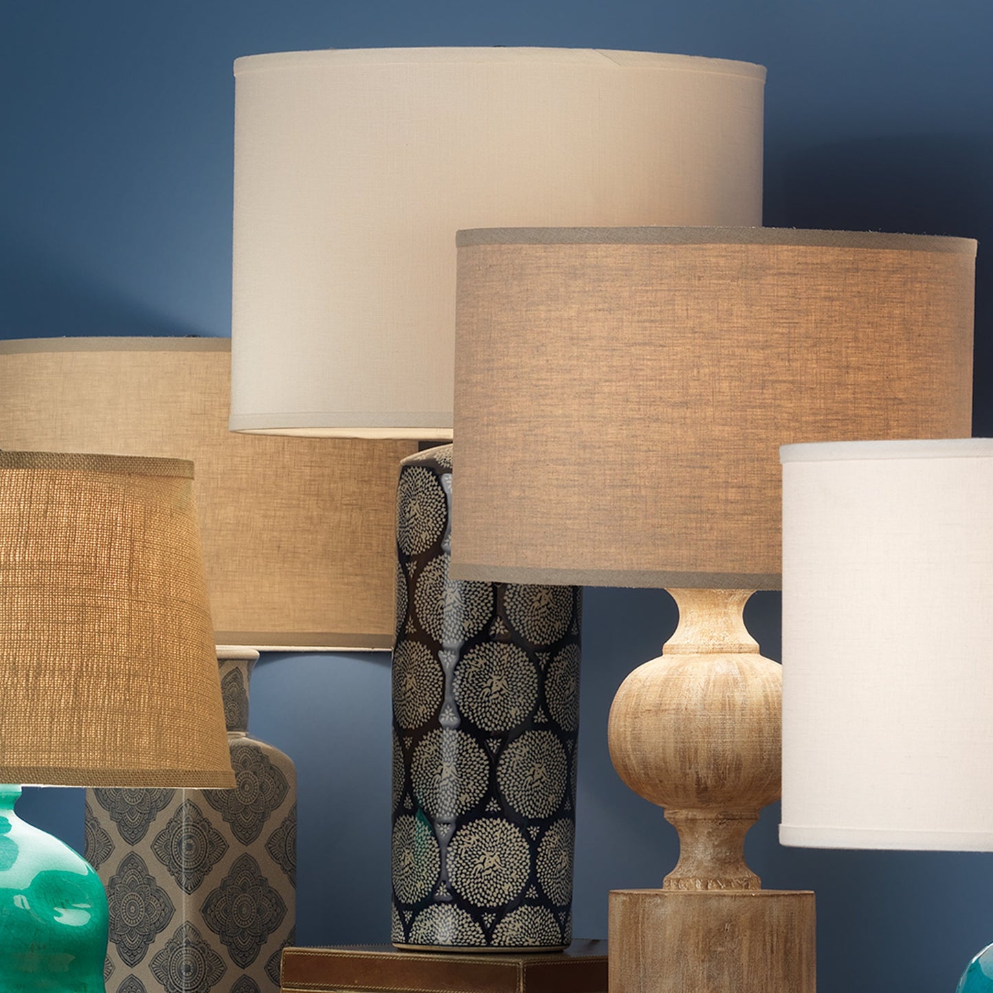 005 S-292106 | Lifestyle | Neva Table Lamp by Jamie Young in blue. Made from ceramic in a transitional style.