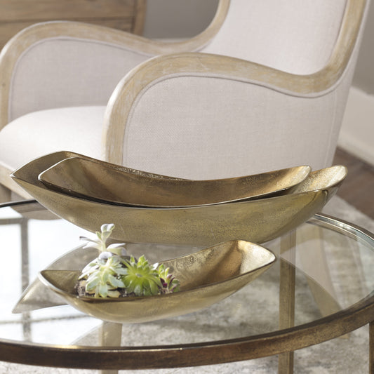 Anas Antique Brass Bowls by Uttermost. Made from aluminum in a eclectic & global style.