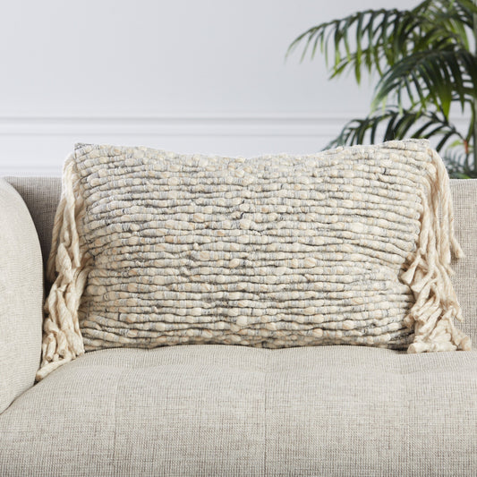 Angora Cilo Pillow by Jaipur Living. Made from 70% wool, 20% polyester, 10% linen in a eclectic & global style.