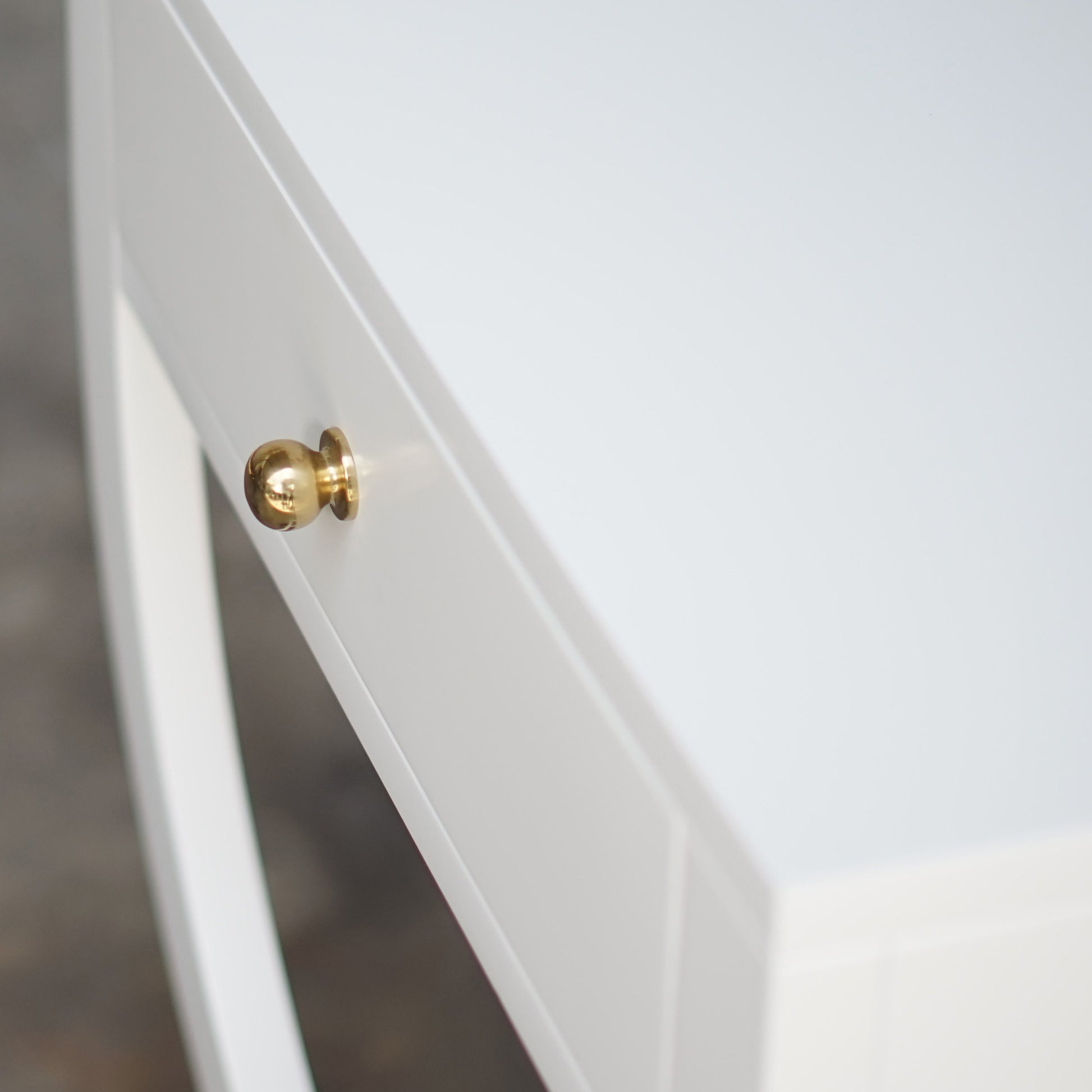 Alexis One Drawer Side Table by Worlds Away. Made from hardwood solids, mdf, metal in a transitional style.