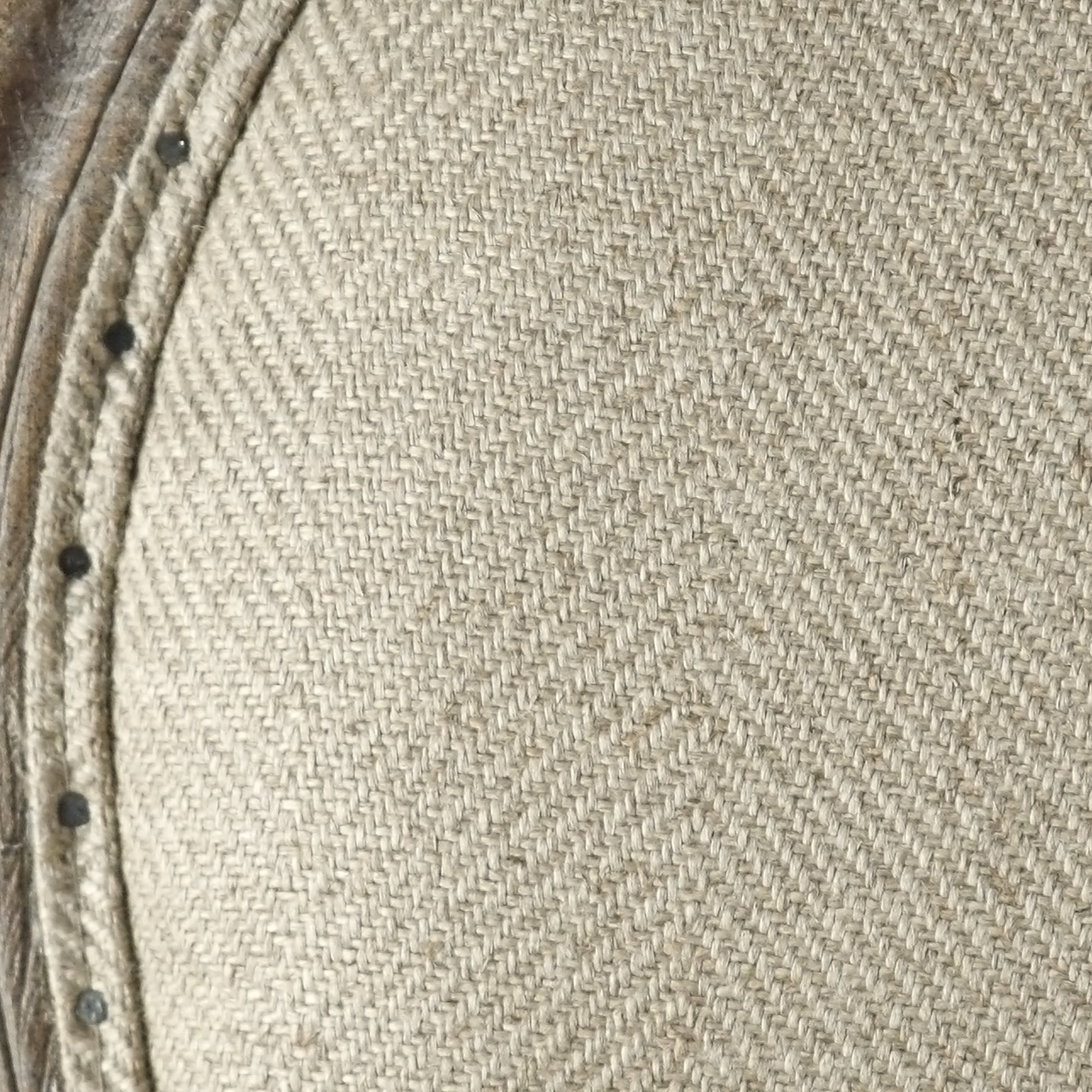 Medallion Settee by Zentique. Made from unique in a modern style.