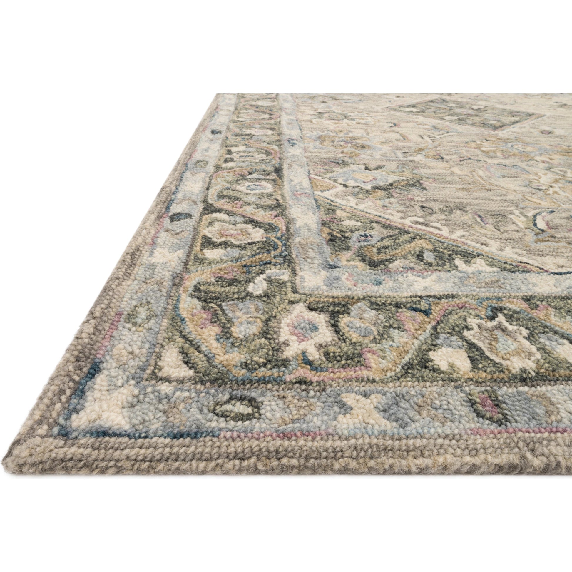 Beatty BEA-02 Rug by Loloi. Made from 100% wool in a traditional style.