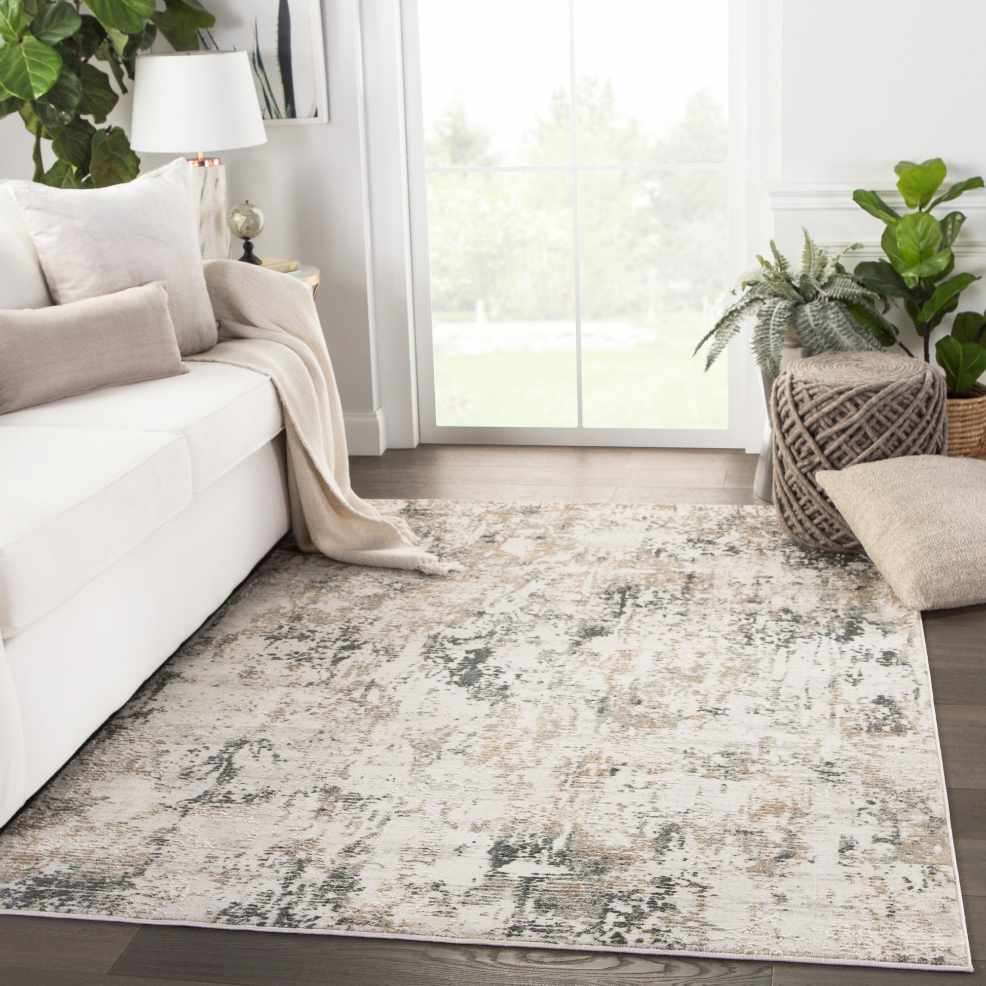 Cirque CIQ29 Rug by Jaipur Living in gray, gold. Made from unique in a unique style.