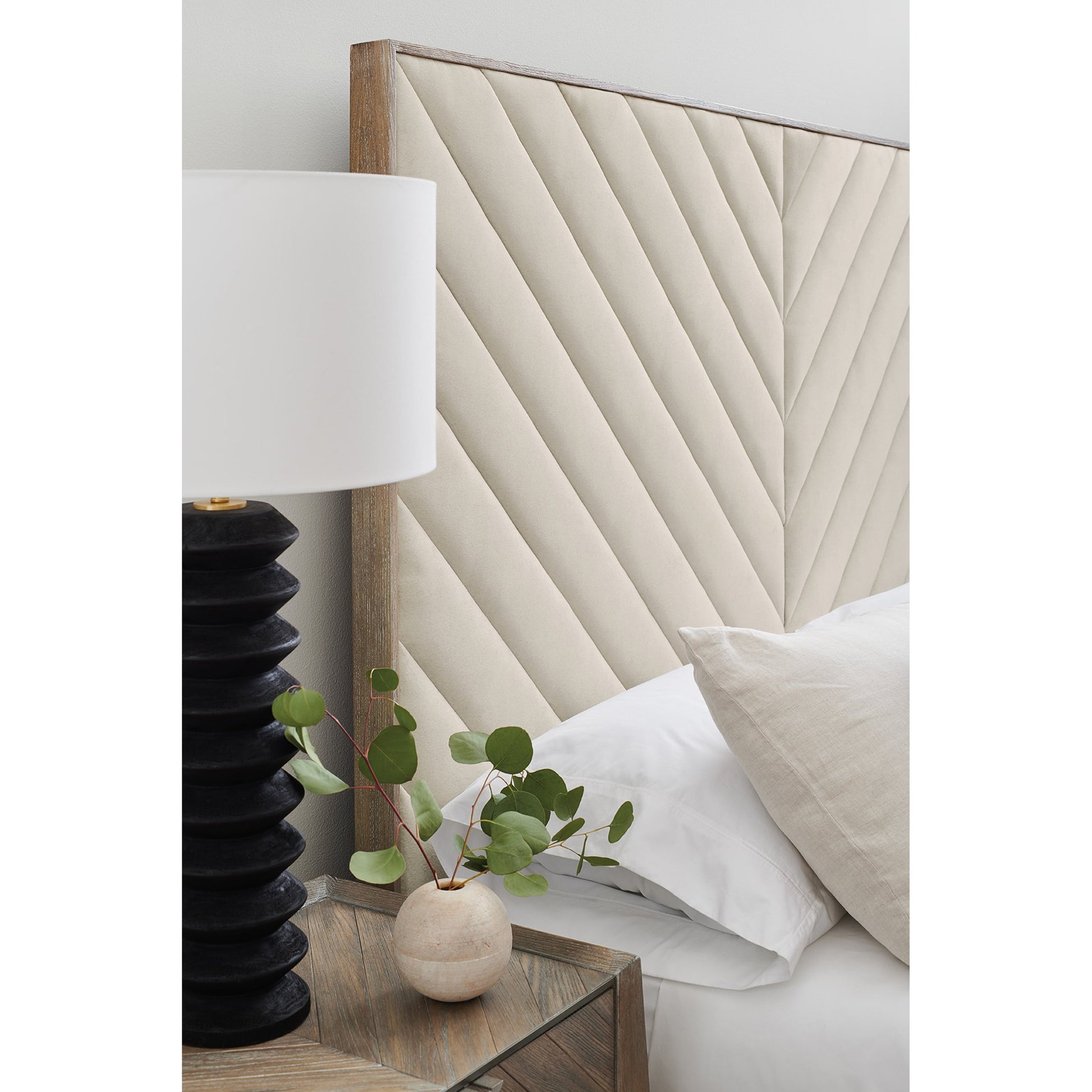 Meet U In the Middle Bed by Caracole. Made from ash in a modern style.